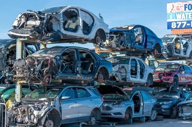 Difference Between a Salvage Yard and a Scrap Yard
